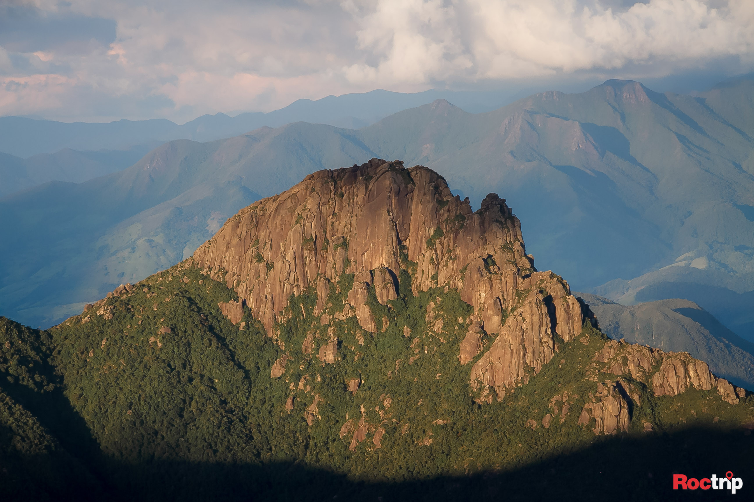 Pico do Itaguaré – Marmelópolis/MG – 02 Dias